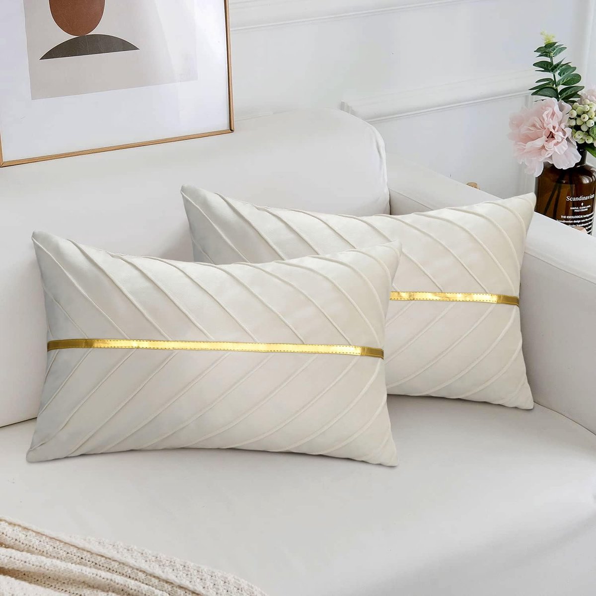SnelShoppen - Set van 2 Beige Velvet Kussenhoezen 30 x 50 cm - Decoratieve Kussens voor Woonkamer, Slaapkamer, Auto - Moderne Strikpatroon