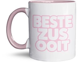 NietMokken.nl - Grappige Mok – Beste Zus Ooit – Roze Mok met Viltje – Cadeau voor Zus – Aan beide zijden bedrukt - Zuster beker
