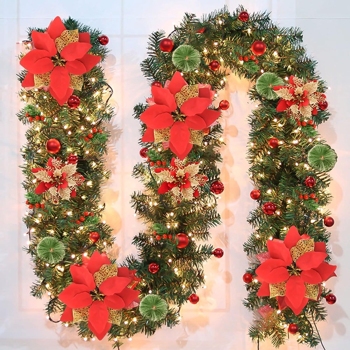 Decorated Wreath Garland (Red) - ShopVlot