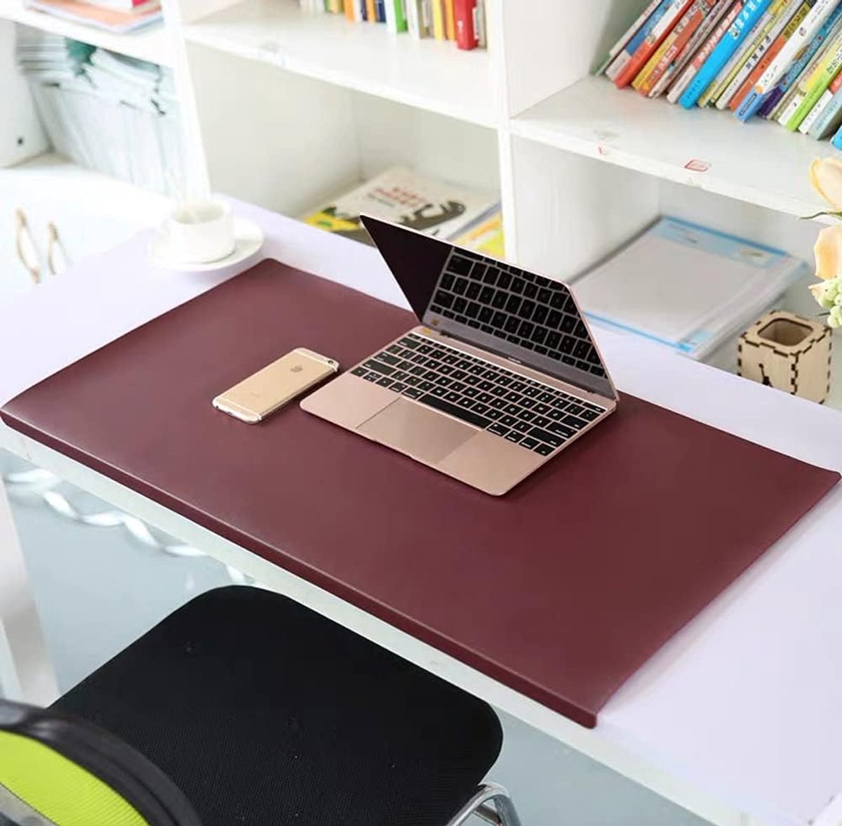 Bureau Onderlegger - Schrijftafel Mat - Bureau Beschermen - Met Rand Bescherming - 120x60cm - Rood