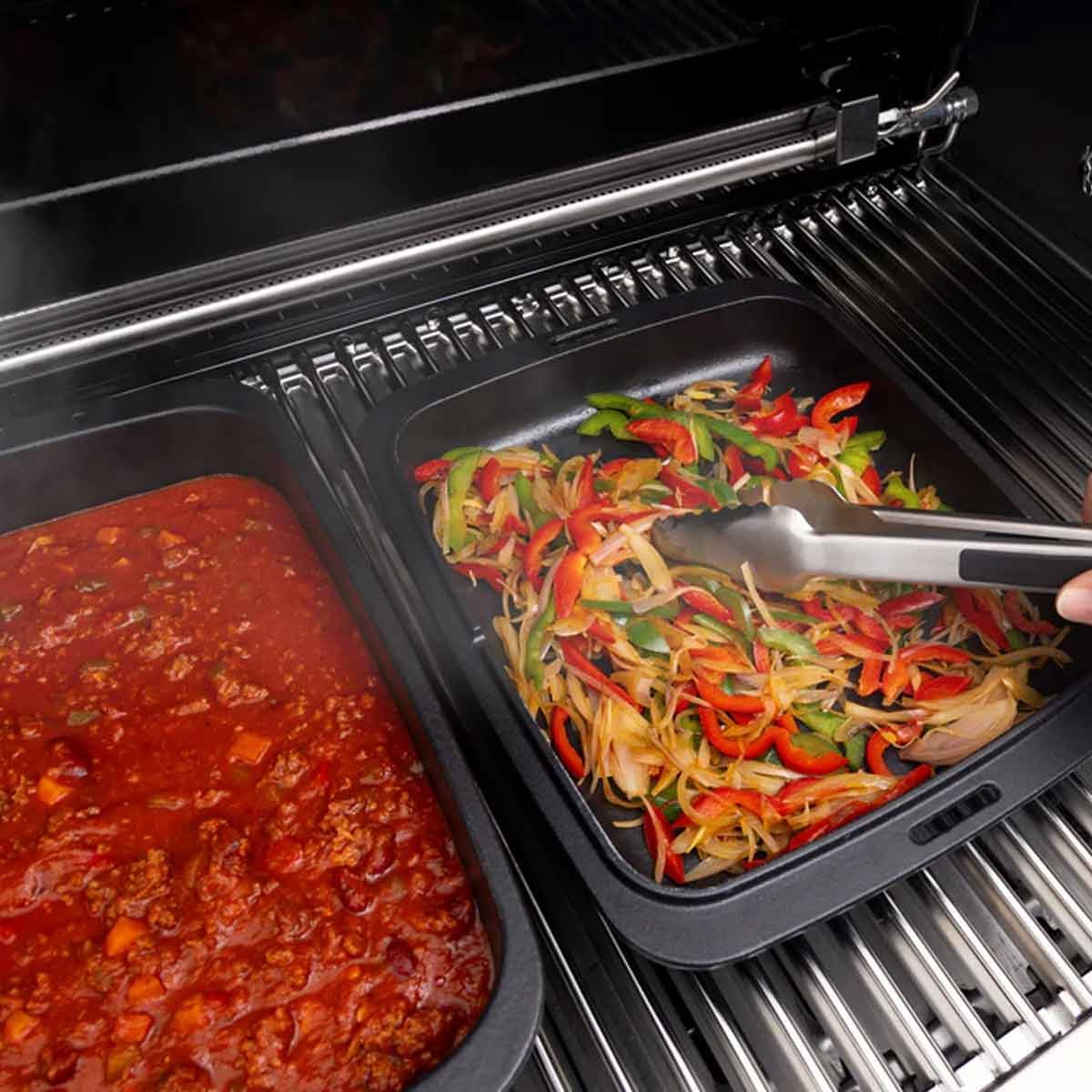 Broil King Cast Iron Dutch Oven