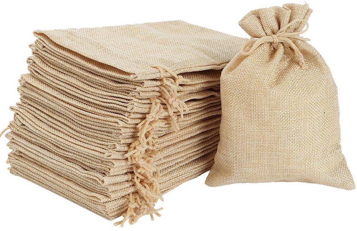 Dailygoods- Jute Zakjes 24 Stuks - Kleine Zakjes 7 x 9 cm - Cadeauzakjes - Linnen Zakjes - Stevig en Duurzaam - Perfect voor Geschenken - Cadeauzakje