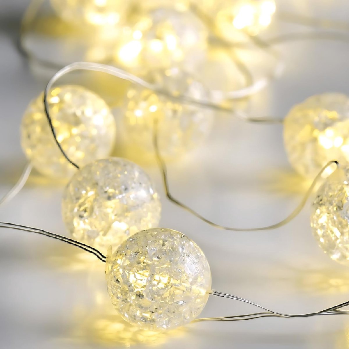 SnelShoppen - Fairy Lights met Kristallen Bollen, 1m 10 LED Sfeerverlichting op Batterij, Warm Wit, Binnen en Buiten, Perfect voor Kerst, Tuin, Balkon
