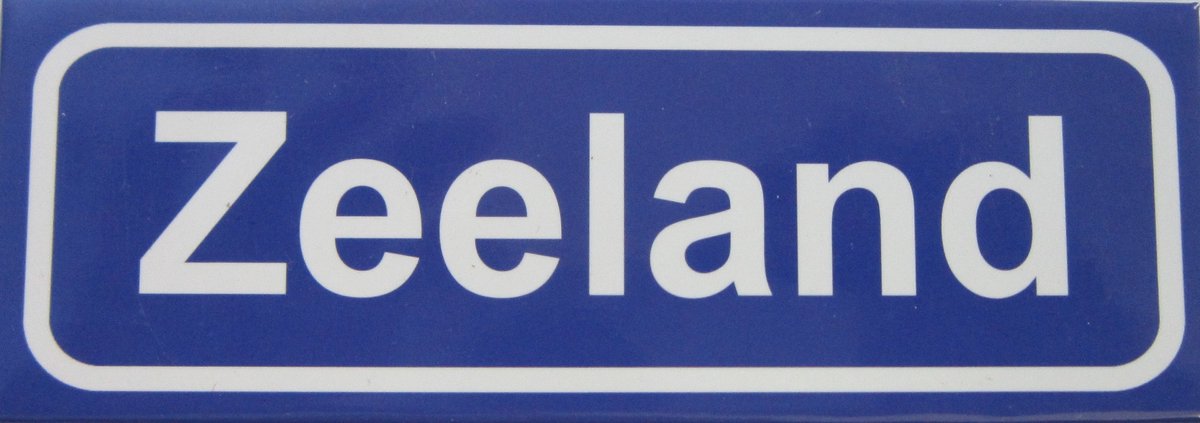 Souv© - koelkast magneet - plaatsnaam bord - kombord - souvenir - koelkastmagneetje - relatiegeschenk Zeeland