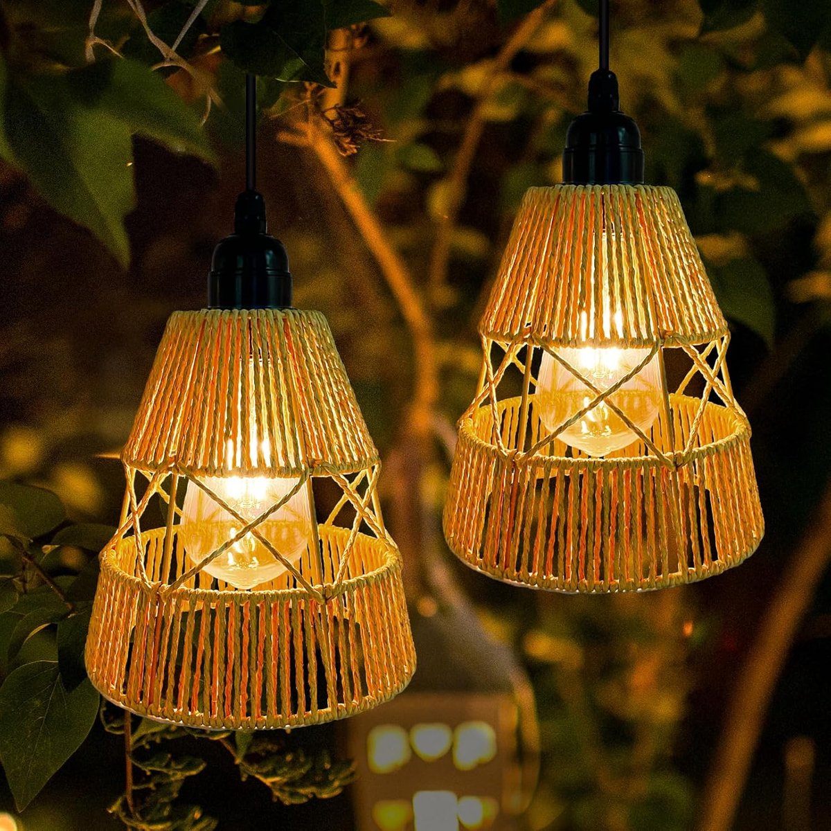 SnelShoppen - Solar Lights Outdoor - Hanglampen IP65 Waterproof - Metalen Rieten Solar Lantaarns voor Tuin, Balkon, Terras - Set van 2 met Warm Wit LE