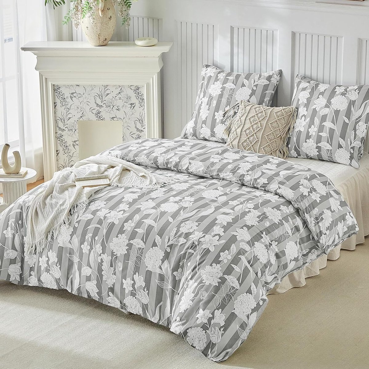 SnelShoppen - 3-delige Bedlinnen Set 200x200 cm - Grijze Hortensia Dekbedovertrek met 2 Kussenslopen - Microfiber Bedtextiel voor Stijlvolle Thuisdeco