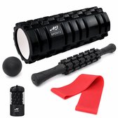 Zwarte AJ-Sports foam roller met noppen, massagebal, massage stick en rode weerstandsband.
