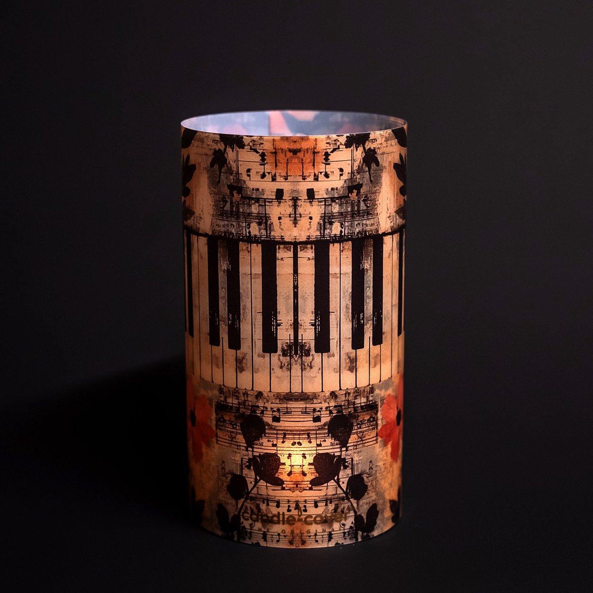 Candle-Cover - Piano - trendy omhulsel voor (oplaadbaar) theelicht en waxinelicht - windlicht - 9 cm rond - 16 cm hoog