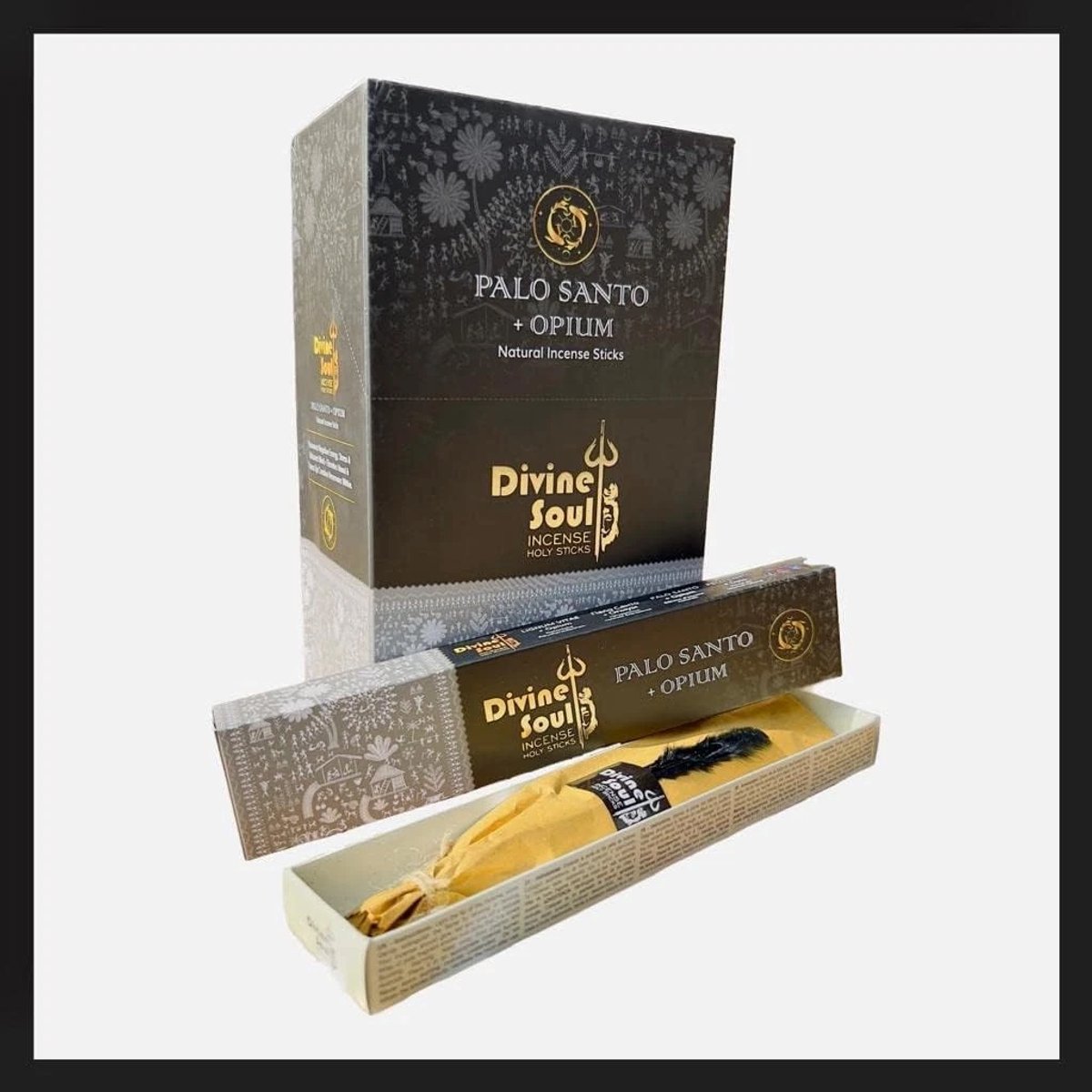 Divine Soul Palo Santo & Opium Masala Räucherstäbchen - 12x15g - Handgerollt - Natuurlijke Geurstokjes voor Ontspanning en Meditatie Met Kajal Sticker Bruin