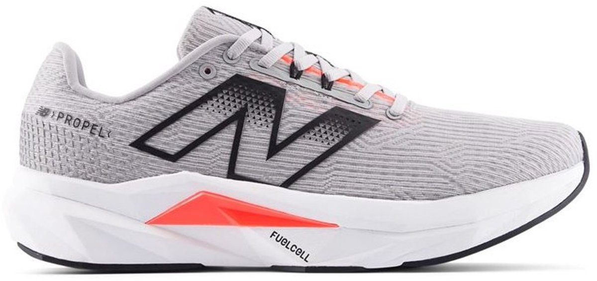 New Balance FuelCell Propel V5 Hardloopschoenen 42 Zwart