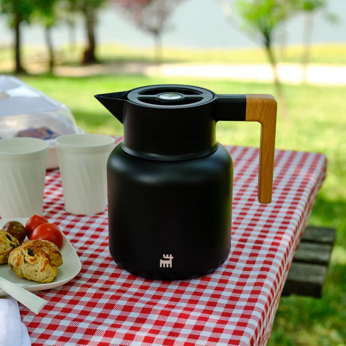 Karaca Corelock RVS Thermoskan 1,6 Liter – Dubbelwandige Thermosfles – Zwart – Geïsoleerde Drinkfles