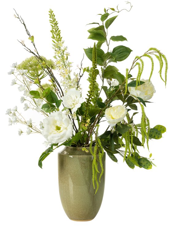 Een groen, aardenkleurig boeket van kunstbloemen in een bijpassende vaas, met witte bloemen, groene bladeren en langhangende groene takken.