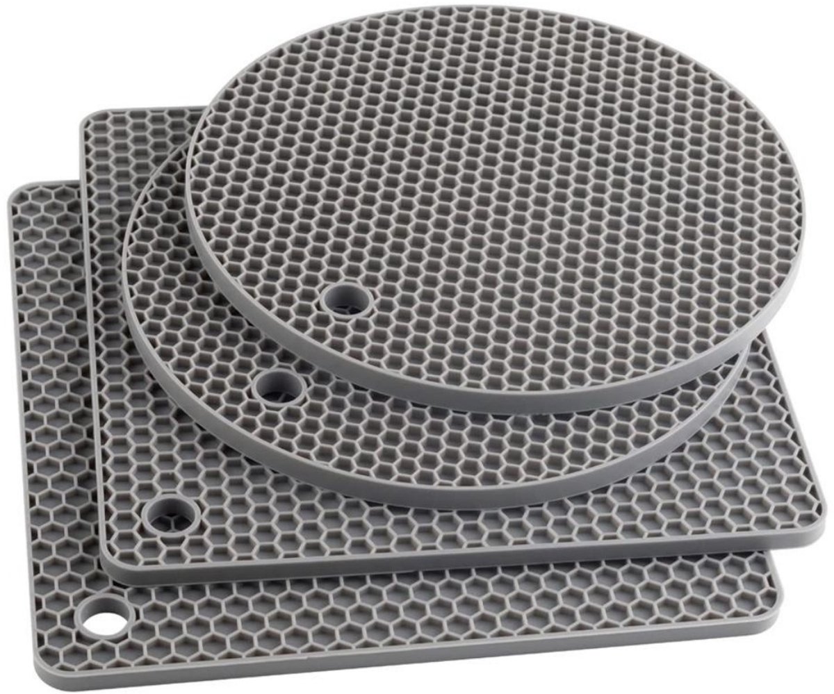 GELLDG 4 Stuks Pannenonderzetter - Hitzebestendige Onderlegger - Rutschvast Silikon Untersetzer met Wabenstructuur - Geschikt voor Hete Pannen en Theepotten - Vaatwasserbestendig - Ronde Ø17,5cm & Vierkant 18x18cm - 0,6cm Dik - Grijze Set