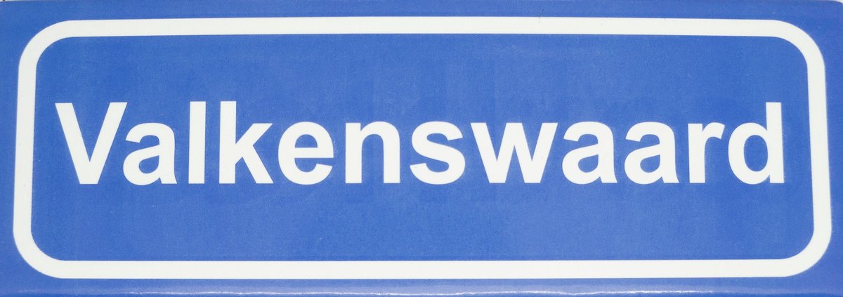 Souv© - koelkast magneet - plaatsnaam bord - kombord - souvenir - koelkastmagneetje - relatiegeschenk Valkenswaard