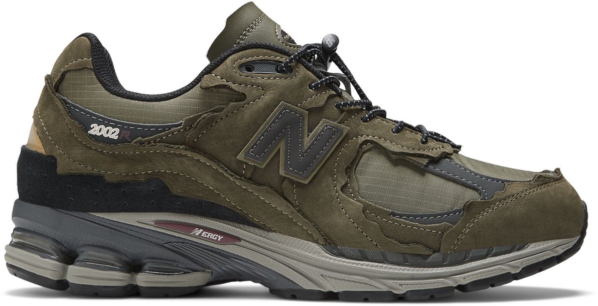 New Balance 2002R Sneakers – Protection Pack Dark Moss 2002R Lifestyle Unisex Sneakers Grijs