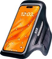 Zwarte sportarmband van R2B met een waterdichte houder voor telefoons tot 7 inch. Met reflecterende details en mesh stof aan de zijkant.
