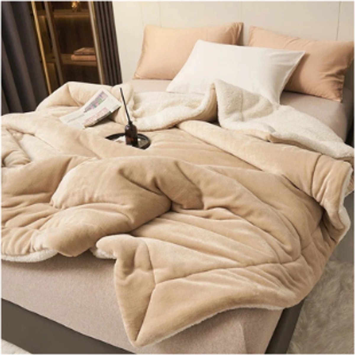 Dekbed- Winterdeken Luxe Dubbelzijdige-Melkfluweel + Lammerfluweel deken- Anti-statische Rand-( 180x200cm)- Kaki.