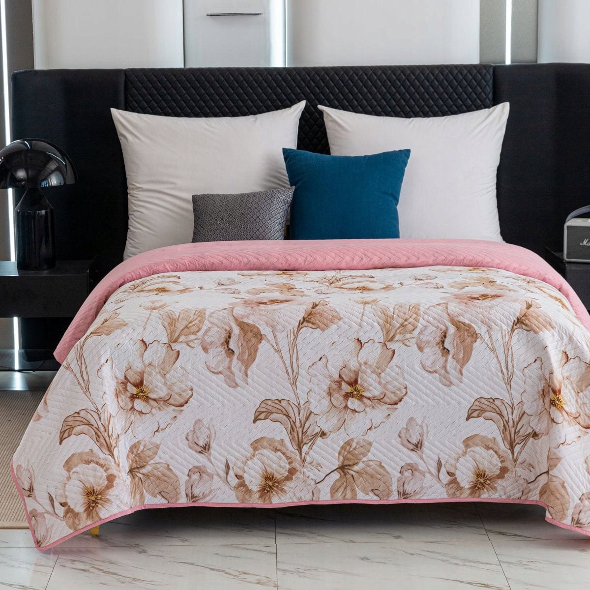 Beige/Witte Bloemendecoratie Sprei - 170x210 cm