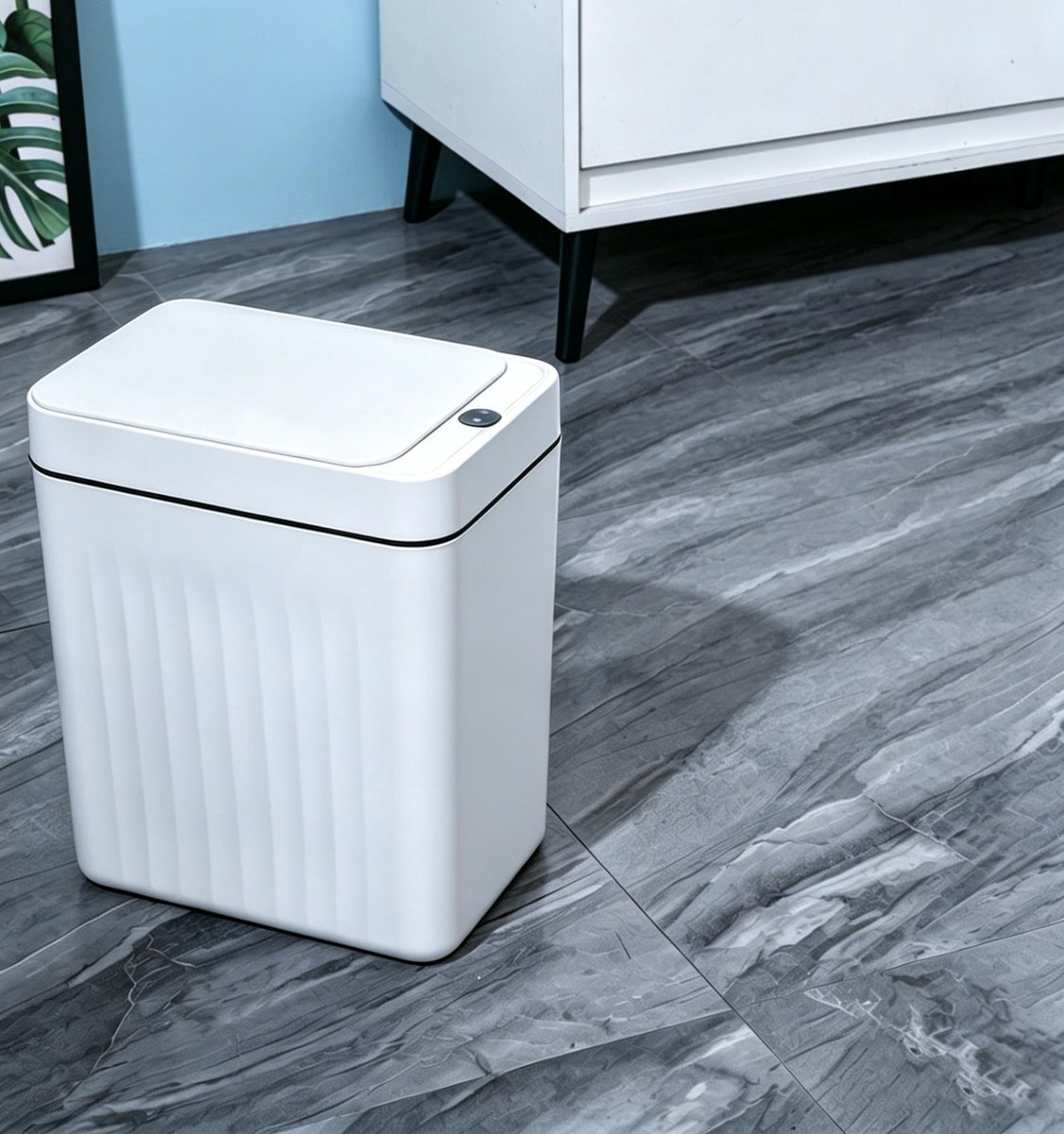 16L Badkamerprullenbak met Deksel Automatische Prullenbak Kleine Slimme Prullenbak Contactloos Slanke Waterdichte Plastic Prullenbak met Bewegingssensor Geschikt voor Slaapkamers Kantoren Keuken en Badkamers wit