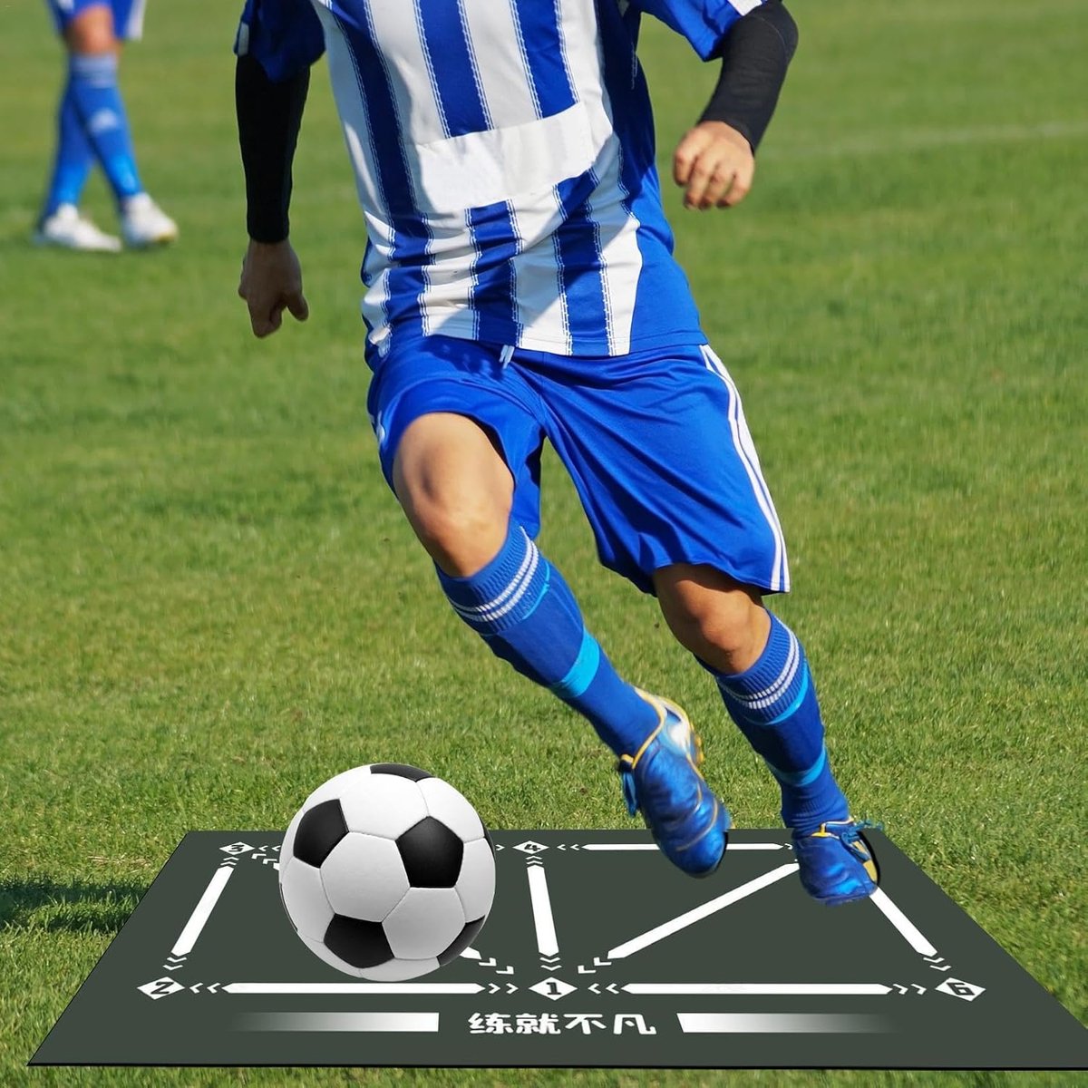 Voetbal Trainingsmat - Bal Controle Trainer - Voetbal Oefenen - Innovatieve Geluidsdemping - 60 x 90 cm - Zwart