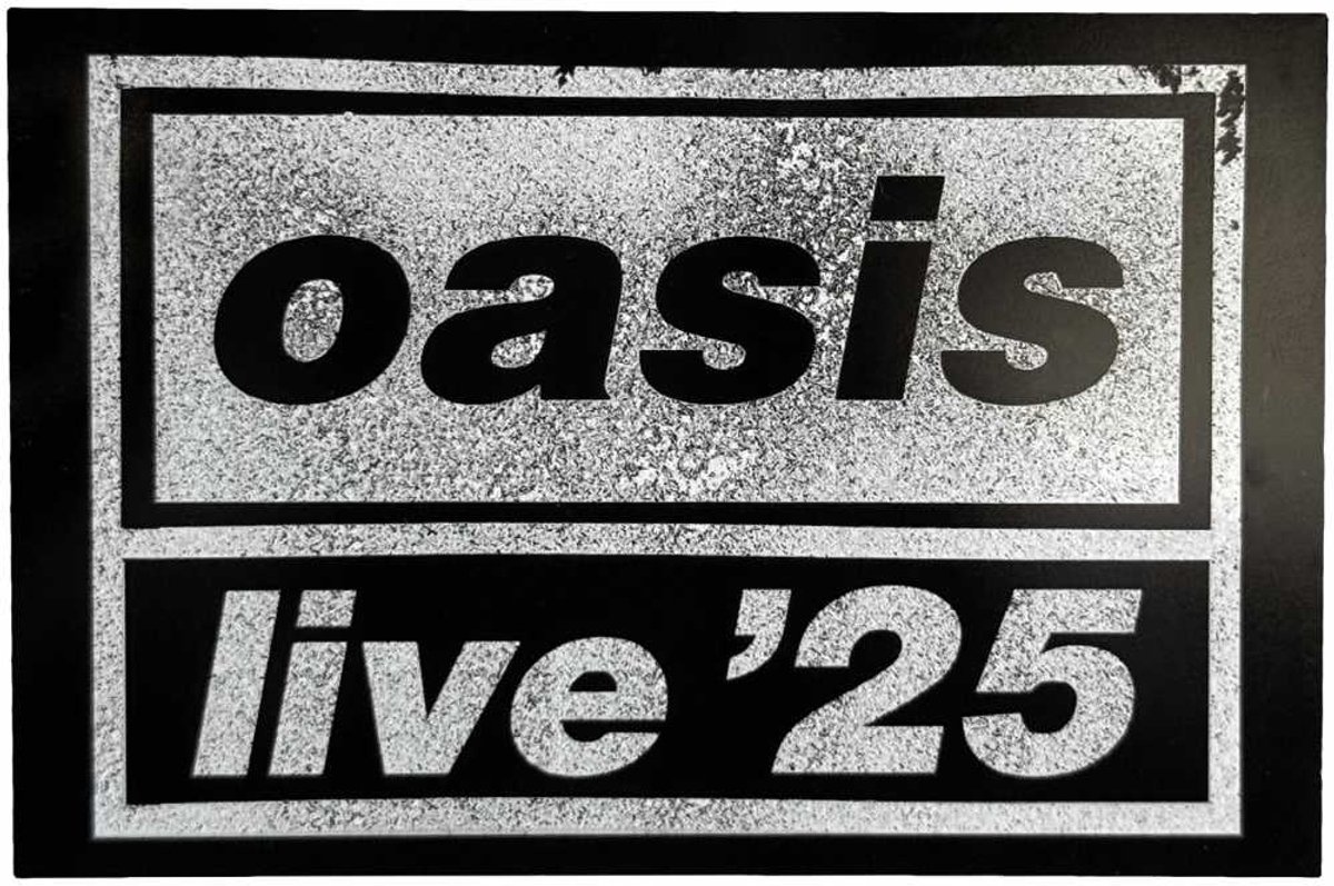 Oasis - Live '25 Logo Koelkastmagneet - Zwart/Grijs