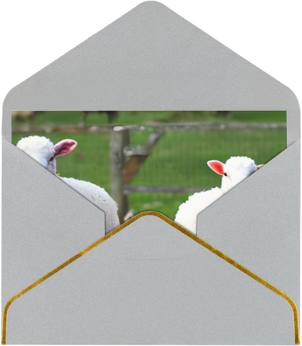 Wenskaart met schapen - Uitnodiging Briefkaart - Feestelijke Groeten Versturen - Parelmoer Papier - 9x6 Inch - Lichtgrijs