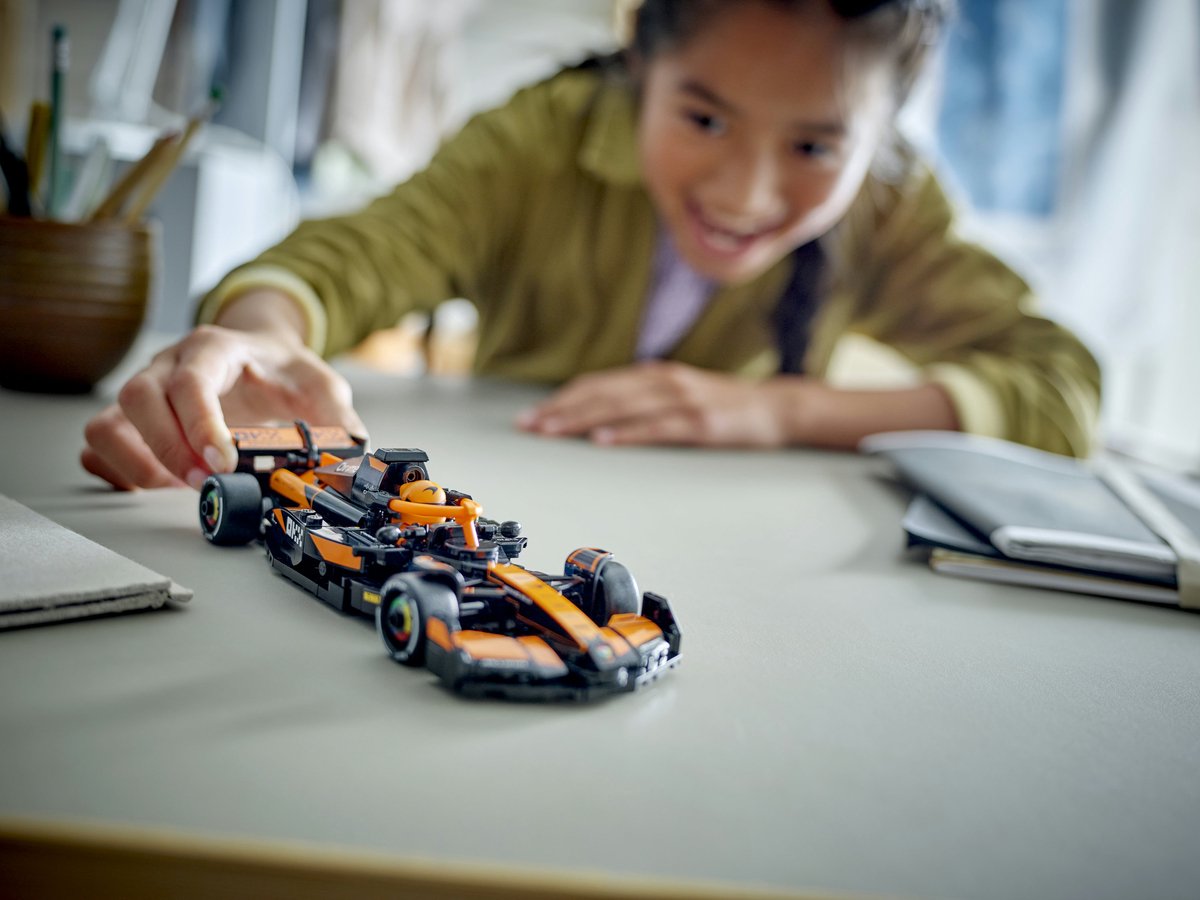 LEGO Speed Champions McLaren F1 Team MCL38 racewagen Set - 77251 — afbeelding 14