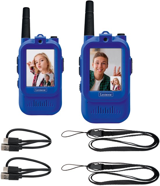 Twee blauwe Lexibook video walkietalkies met oplaadkabels en draagkoorden.