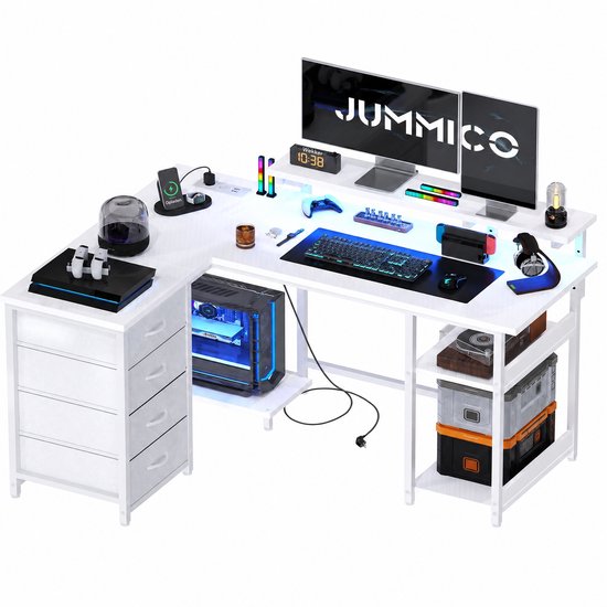 Devoko L-Vormig Gaming Bureau 135 x 50/40 x 73.5/88.5 cm – Met RGB LED-Lichtstrook – 12 mm E1 Spaanplaat – Koolstofvezel Wit – Inclusief EU Stekkerdoos met 2 USB – Wit