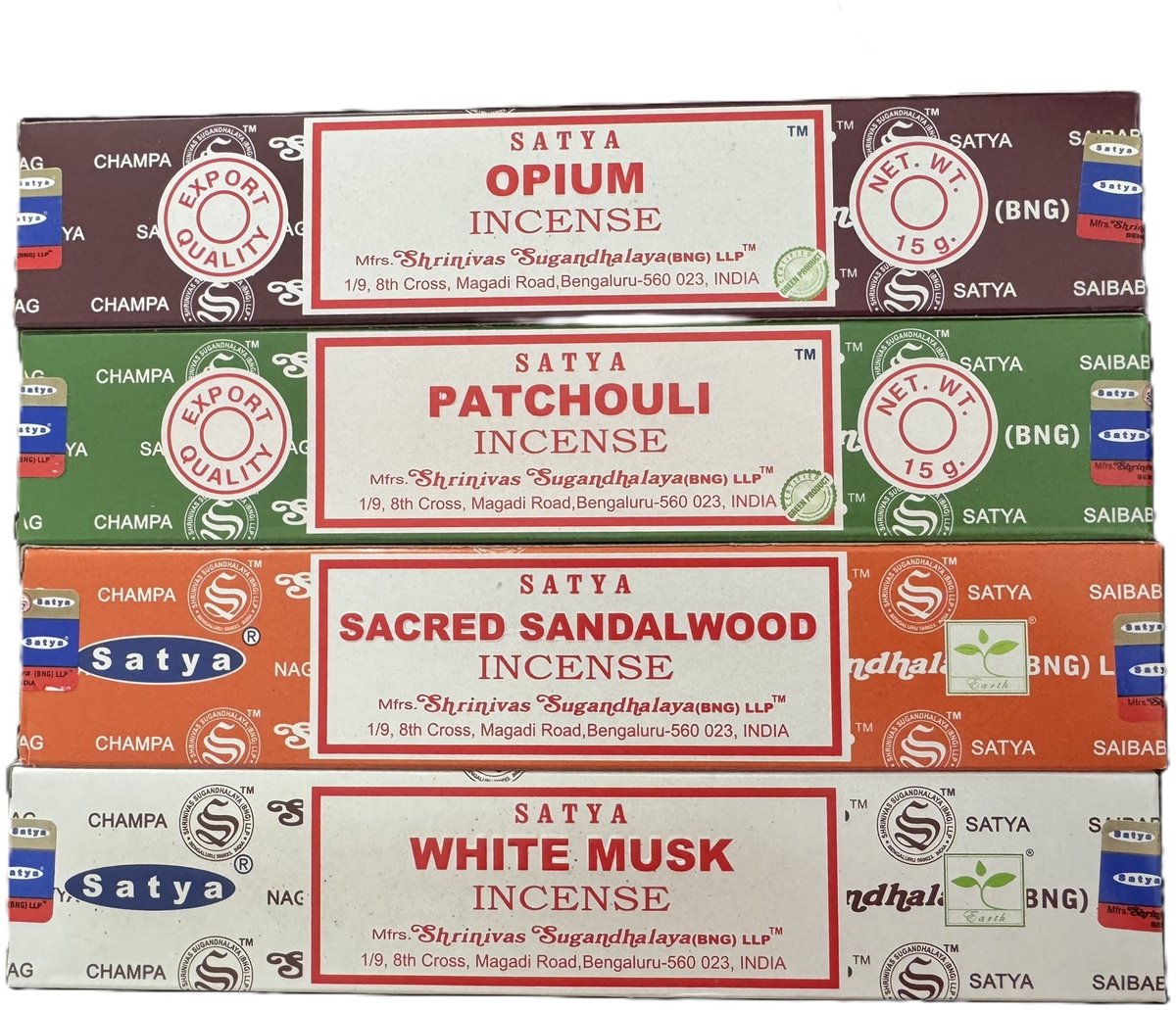satya - wierook - opium - patchouli - sacred sandelwood - white musk - set van 4 doosjes