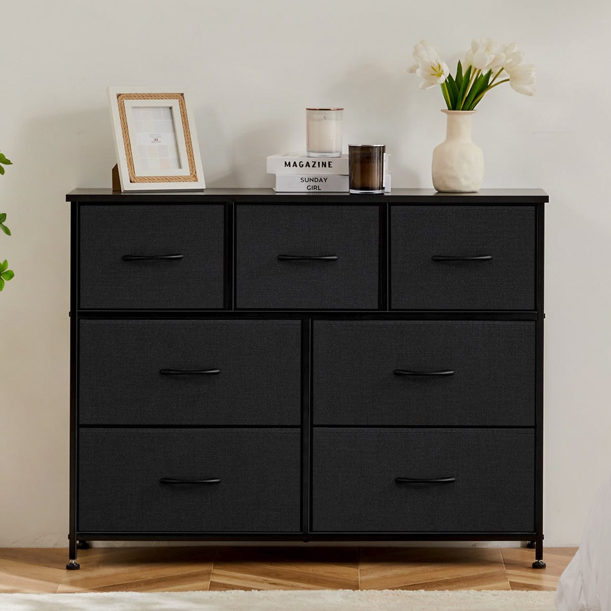 Ladekast - Opbergkast met 7 lades – Stoffen ladekast met metalen frame – 3 kleine + 4 grote lades – Vrijstaande kledingkast slaapkamer/hal – Zwart – 100x30x77 cm