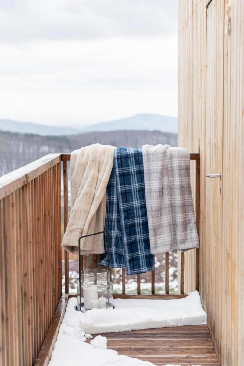 Vivaraise Dekent Luba plaid in lichtgrijs polyester, geruit motief - 140 x 180 cm