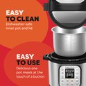 Instant Pot Duo Mini met open deksel en zilverkleurige binnenpan, met tekst "EASY TO CLEAN" en "EASY TO USE".