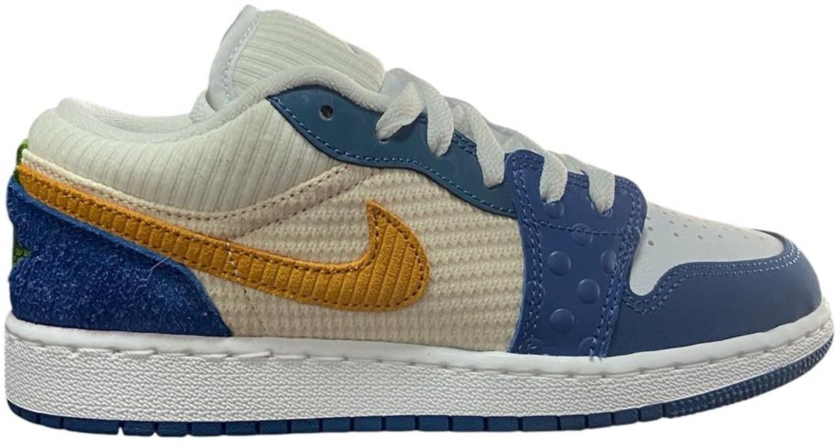 AIR JORDAN 1 LOW SE GS Blauw