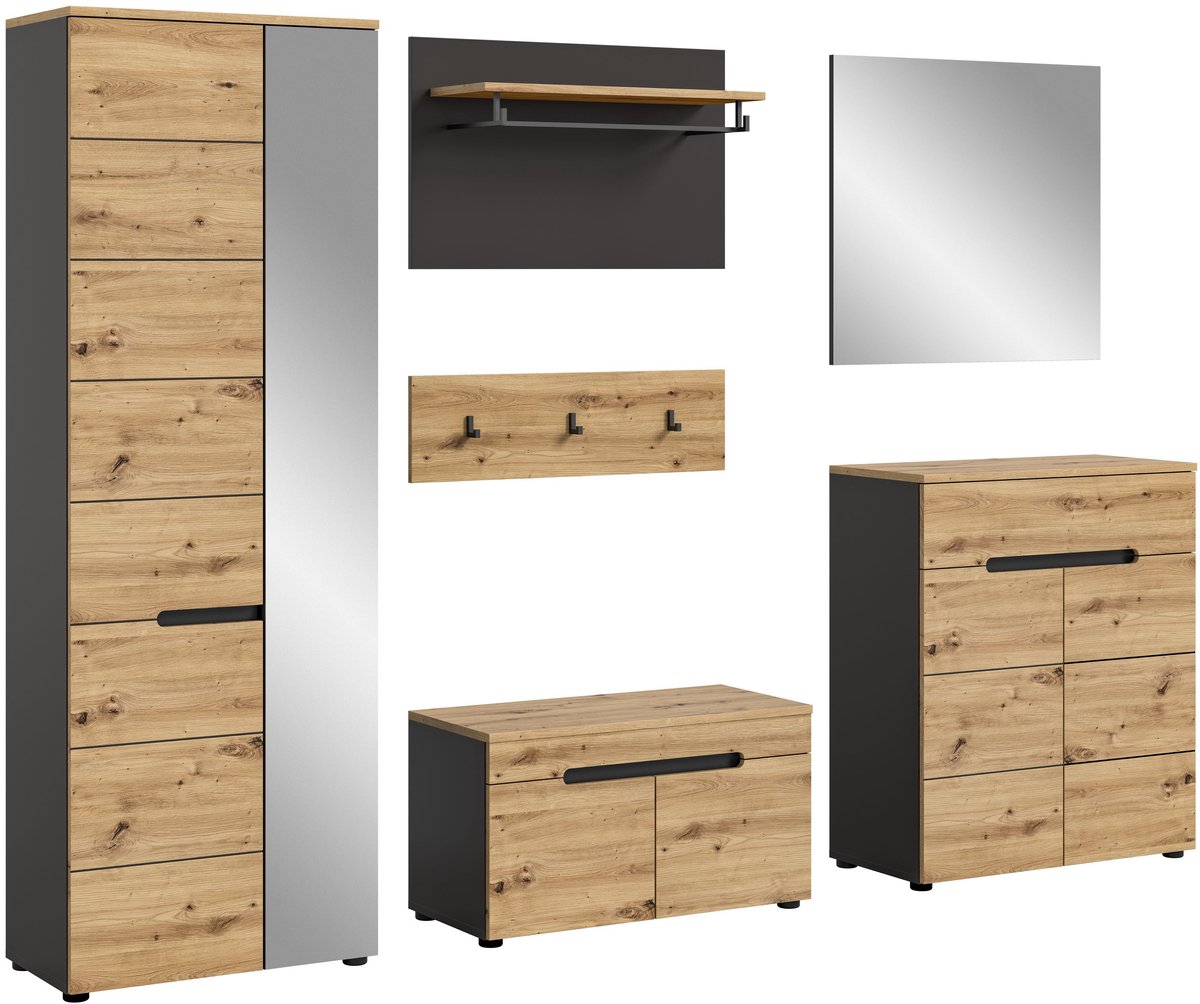 Canu garderobe opstelling eiken decor.