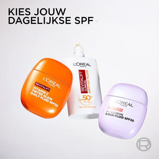Drie flacons van L'Oréal Paris: een oranje Revitalift Tinted Glow SPF30, een witte Revitalift Anti-UV Fluid SPF50+ en een paarse Revitalift Hyaluron Aqua-Fluid SPF30.