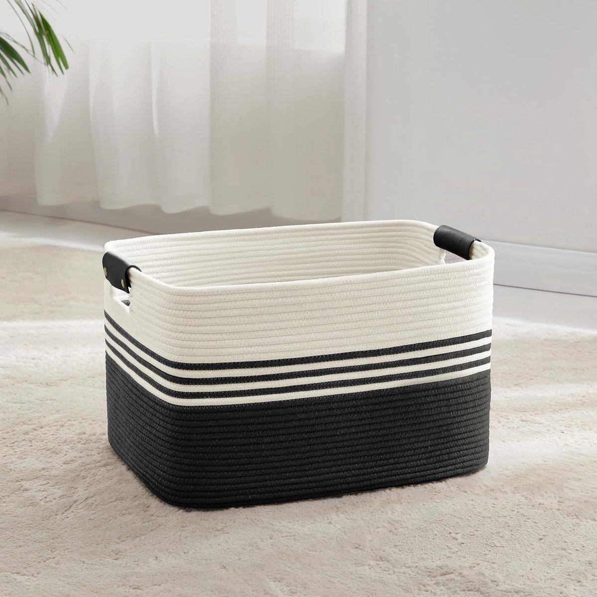 Wasmand, gevlochten, klein, van katoenen touw, 45 l, opbergmand met leren hengsels, mand voor dekens, kleding, speelgoed, wasmand voor kinderkamer en woonkamer, 45 x 35 x 27 cm, wit en zwart