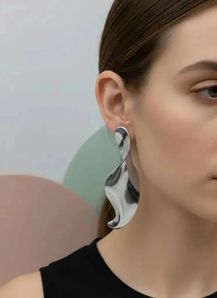 Dorvina Messing 14K Verguld Zilverkleurig Plaka Su Dalgasi Speciaal Design Lang Dames Oorbellen