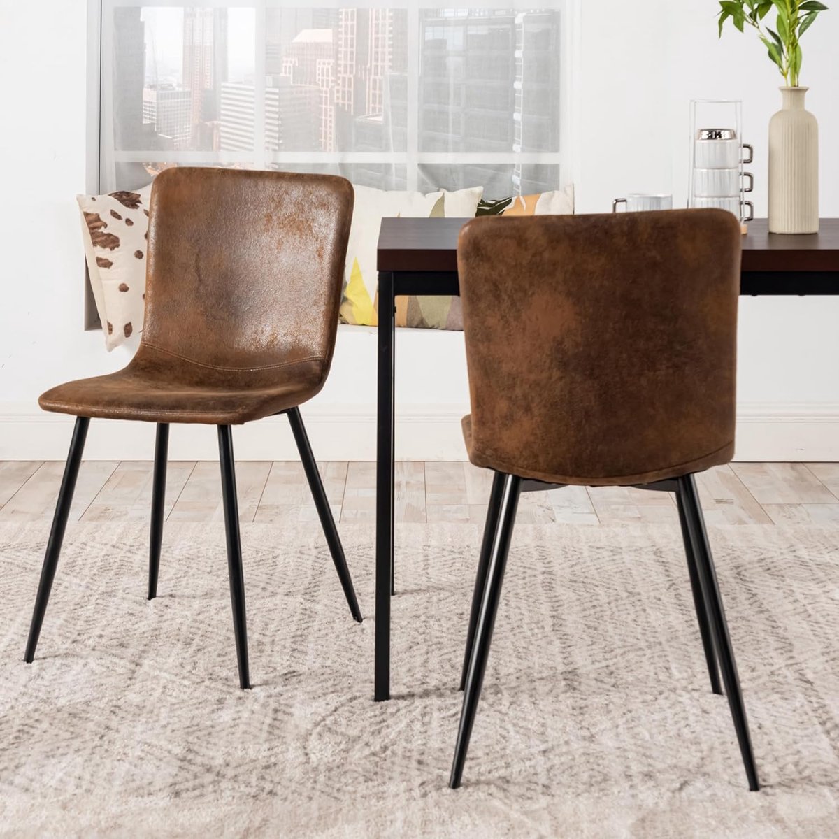 Luxe Industriële Eetkamerstoelen Set van 2 – Vintage Bruin Kunstleer met Zwarte Metalen Poten, Comfortabele Gestoffeerde Keukenstoelen 40x38x86 cm Zithoogte 46 cm