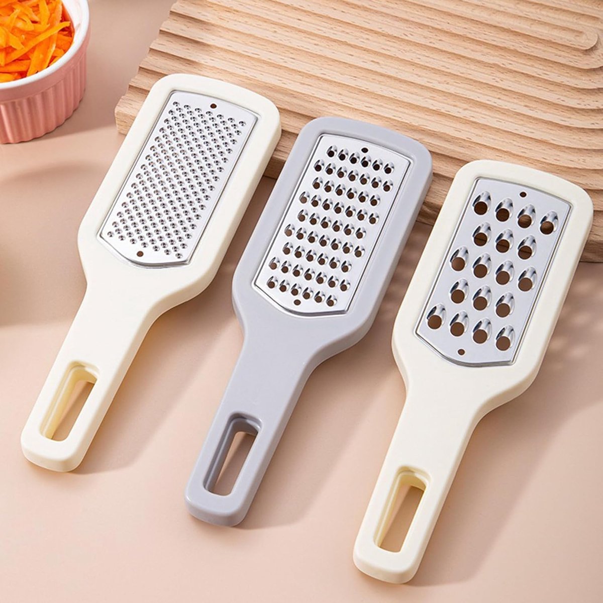 Oneay (1 stuk) Rasp, multifunctionele wortelrasp, antislip en gemakkelijk schoon te maken, perfect voor het raspen van Parmezaanse kaas en harde kazen.