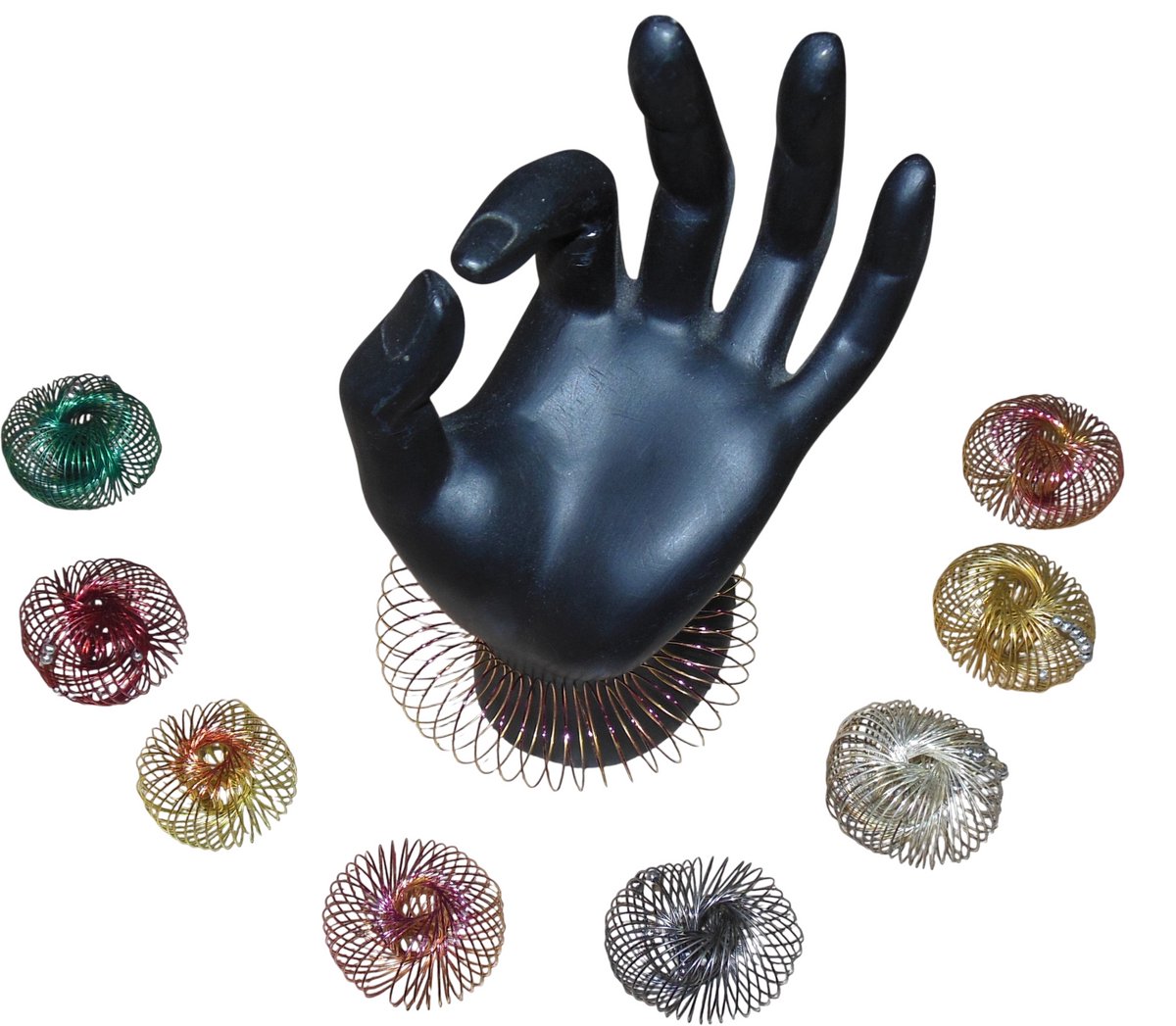 Uitrekbare armbanden verschillende kleuren set van 9 stuks.