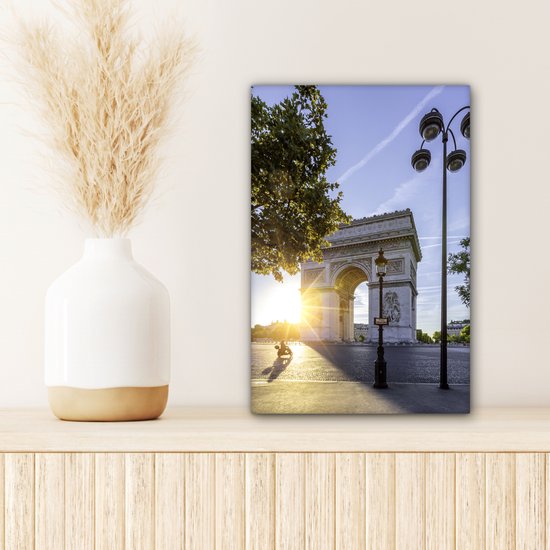 L'Arc de Triomphe à Paris au lever du soleil avec un ciel bleu clair Toile 20x30 cm - petit - Tirage photo sur toile (Décoration murale salon / chambre)