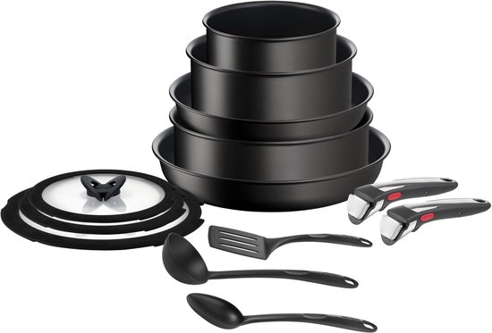 Set de casseroles Tefal noires avec poignées amovibles, spatules, louche et couvercle.