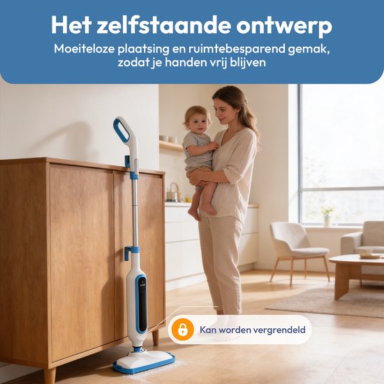 Vrouw met baby in een woonkamer, bij een witte stoomreiniger die zelfstandig rechtop staat.