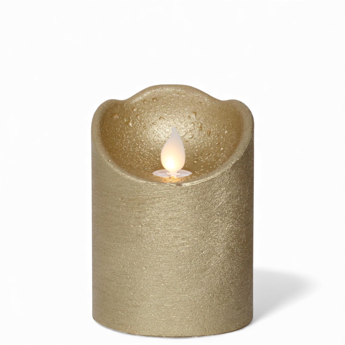 Dailygoods - Dailygoody - LED kaars - Flikkervlam - Natuurlijke look - Goud - Warm wit licht - Batterij-aangedreven - Geschikt voor binnen - Diameter 7,5 cm x 10 cm