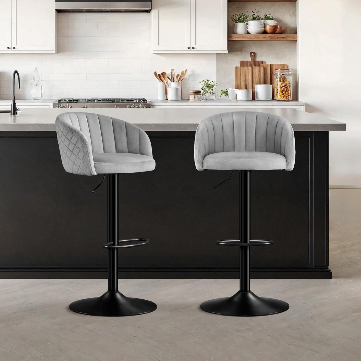 Barkruk 2 stuks 40,5 x 43 x 112 cm, verstelbare draaibare barstoel met rug- en armleuning, fluweel grijs voor keuken, eetkamer, bar of café – Urbanhome