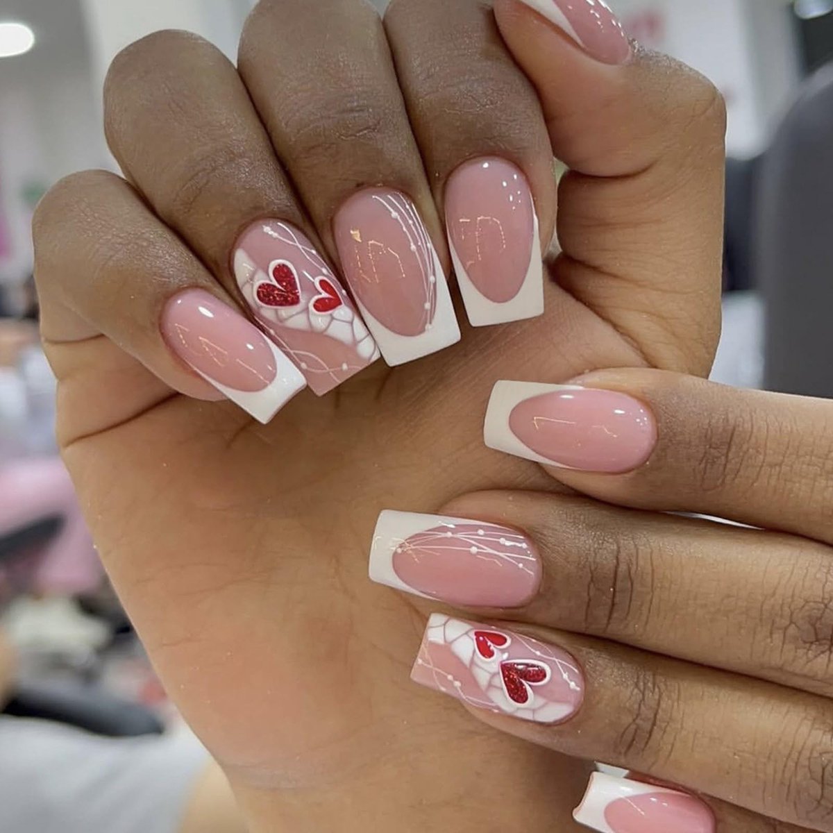 Dailygoods- Nagelstickers 24 stuks - Nepnagels met witte strepen - Korte vierkante kunstnagels - Acryl materiaal - Eenvoudig aan te brengen