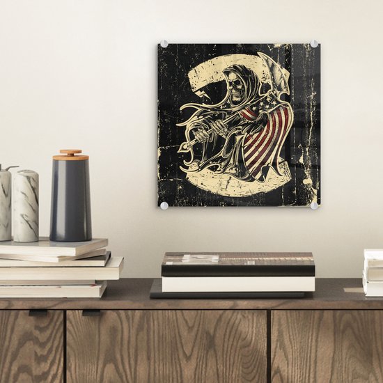 ® Glasschilderij 20x20 cm - Schilderij acrylglas - Een illustratie van een biker-patch met een schedel - Foto op glas - Muurdecoratie woonkamer - Wanddecoratie slaapkamer - Schilderijen