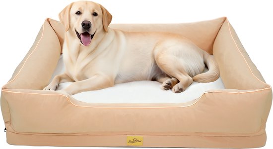 Panier pour chien couleur beige sable avec intérieur doux blanc crème. Un Labrador doré se repose confortablement dans le panier.