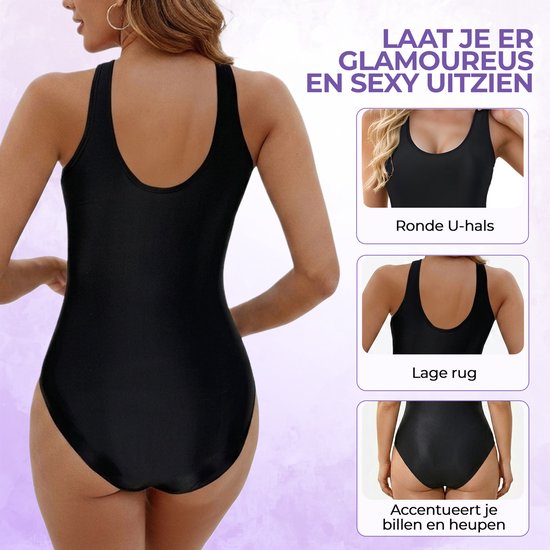 Maillot de bain noir avec encolure en U ronde, dos bas, accentue les fesses et les hanches.